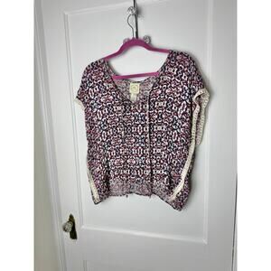 Belle Du Jour Kimono Top Women's XS Red Blue Ditsy Floral Flowy V-neck Crochet